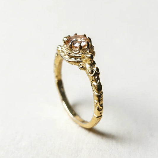 Anello solitario antico venere